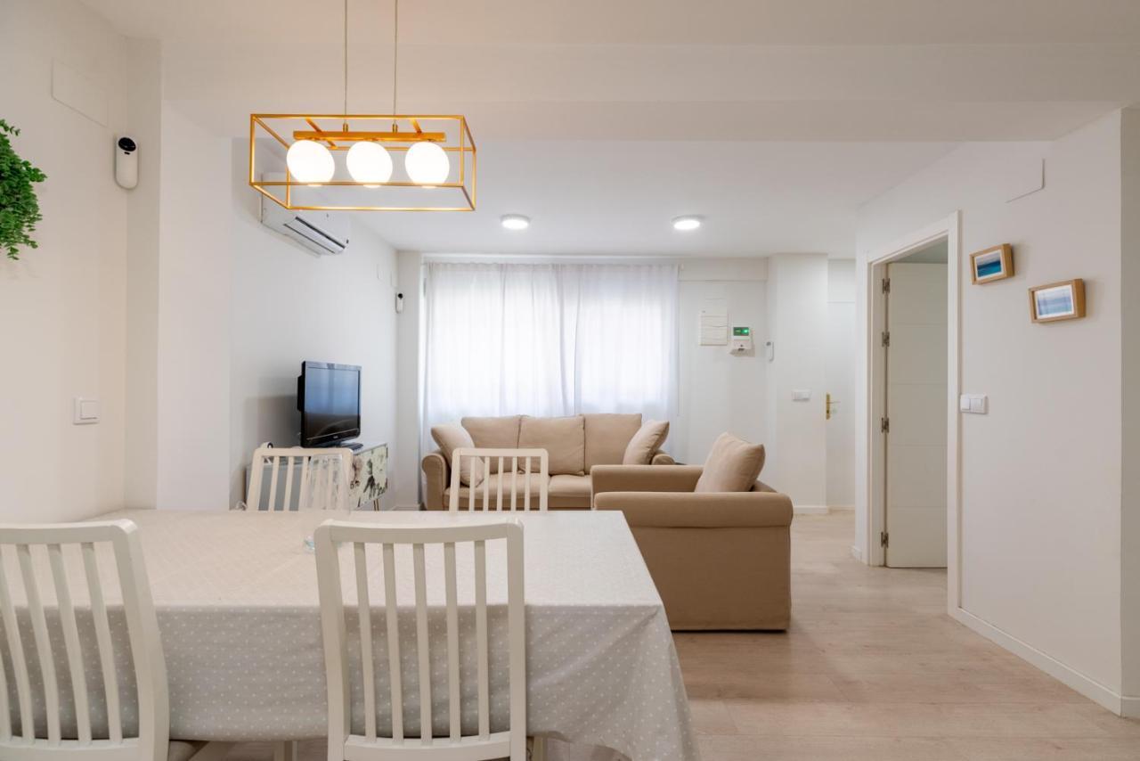 דירות סביליה Whitey Aparment In Triana מראה חיצוני תמונה